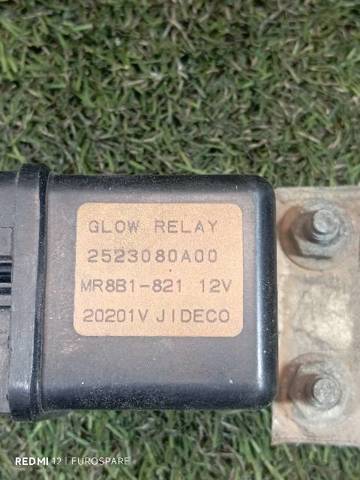 NISSAN 2523080A00 Relé de los calentadores  en stock Terrassa