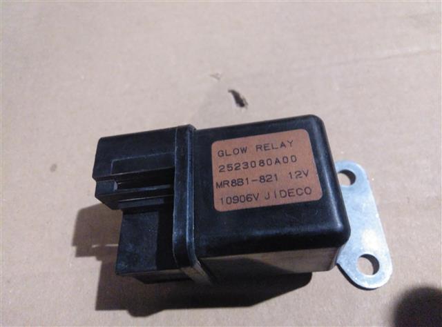 2523080A00 NISSAN Relé de los calentadores  en stock Gandía