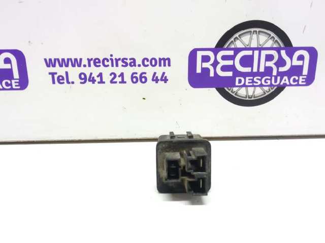 NISSAN 25230G2400 Relé de los calentadores  en stock Terrassa