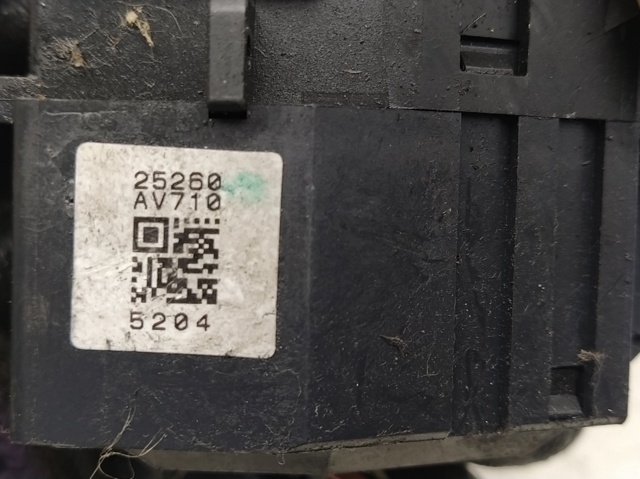 NISSAN 25260AV710 Conmutador derecho de la columna de dirección  en stock Salamanca