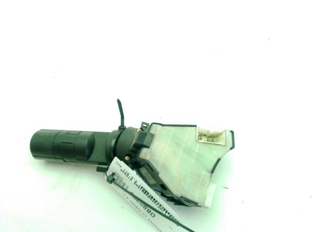 25260EA000 NISSAN Conmutador derecho de la columna de dirección  disponible Vigo