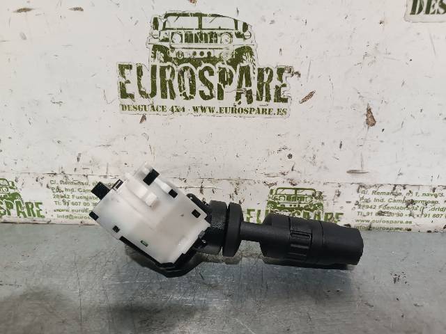 25260EB60A Conmutador derecho de la columna de dirección  disponible Málaga