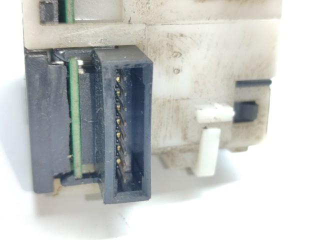 25260JD01A NISSAN Conmutador derecho de la columna de dirección  disponible Vigo