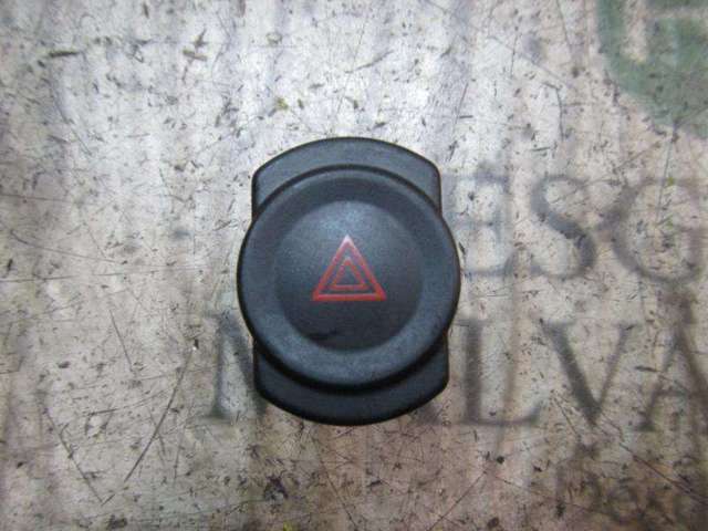 252905315R RENAULT Boton warning  en stock Córdoba