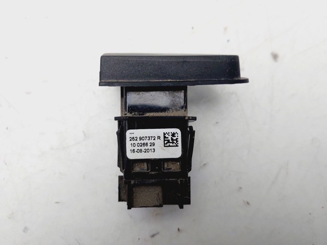 252907372R RENAULT Boton warning  en stock Gandía