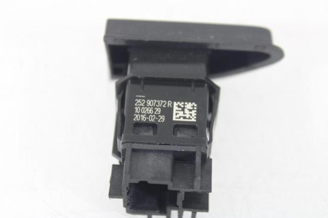 252907372R Boton de luz de emergencía  en stock Sabadell