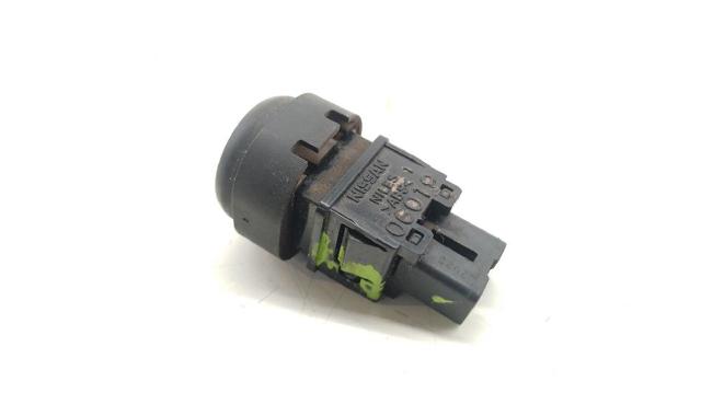 25290EA000 NISSAN Boton de luz de emergencía  en stock Huelva