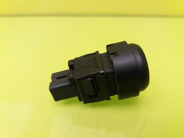 25290EA000 NISSAN Boton de luz de emergencía  en stock Córdoba