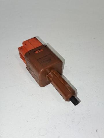NISSAN 253003RA0A Interruptor de luz de freno  disponible Valladolid