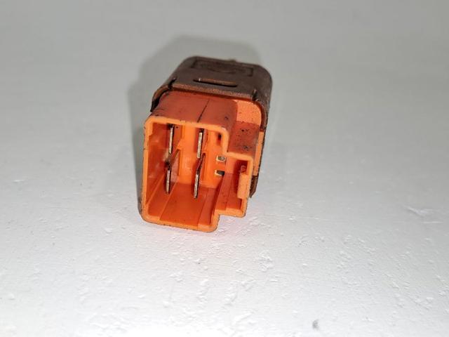 253003RA0A Interruptor de luz de freno  en stock Sabadell