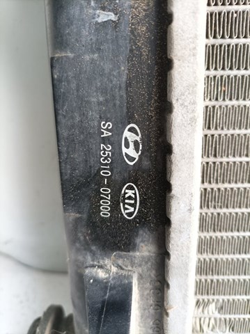 HYUNDAI 2531007000 Radiador de refrigeración del motor  comprar en Murcia