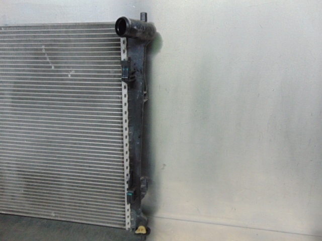 253101H000 HYUNDAI Radiador de refrigeración del motor  comprar en Jaén