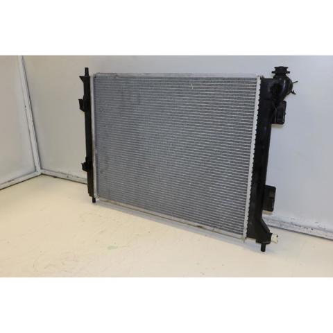 253101P000 Radiador de refrigeración del motor  disponible Burgos