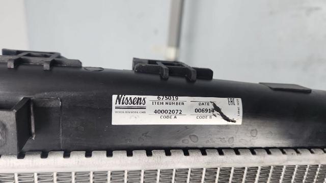 HYUNDAI 253102Y001 Radiador  en stock Salamanca