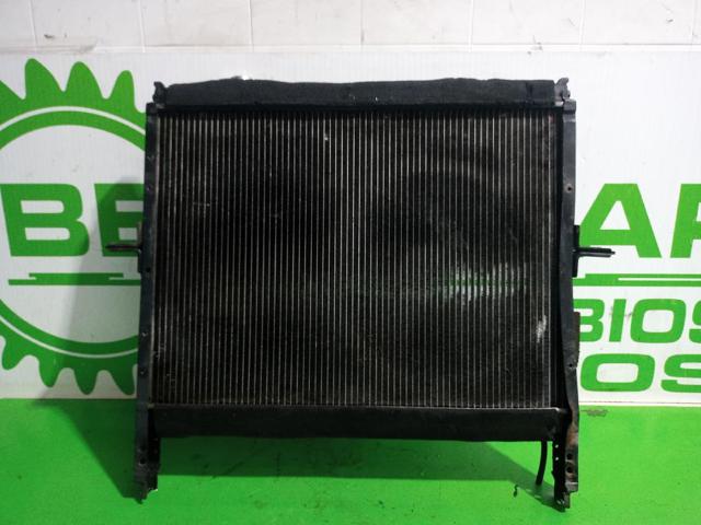Radiador del motor 253103E710 HYUNDAI