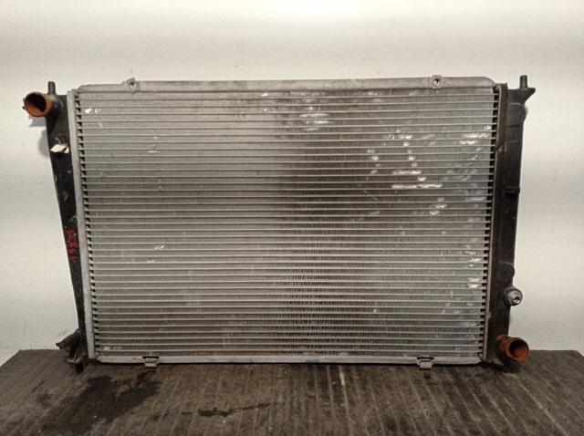 HYUNDAI 253104A100 Radiador  en stock Valencia