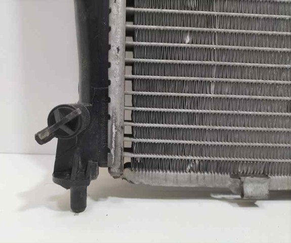 HYUNDAI 253104A100 Radiador  en stock Salamanca