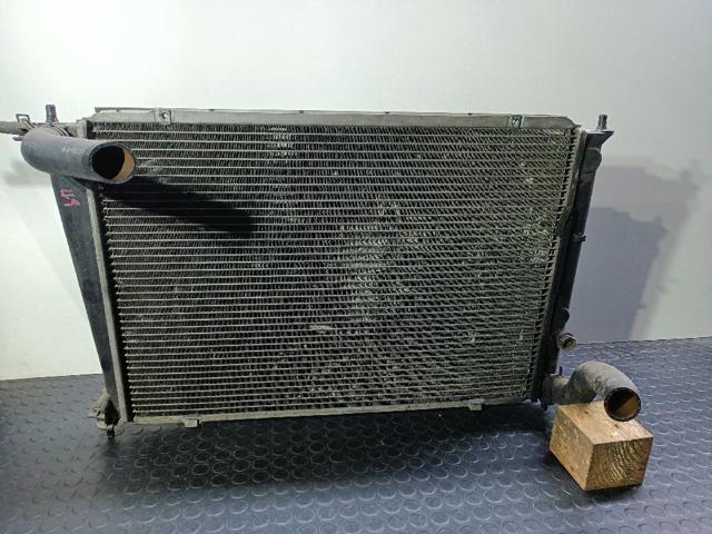 253104A100 HYUNDAI Radiador de refrigeración del motor  comprar en Oviedo