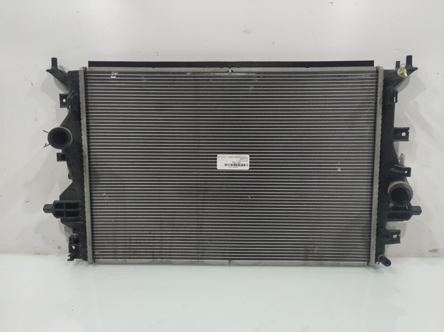 25310G2000 HYUNDAI Radiador  en stock Huelva