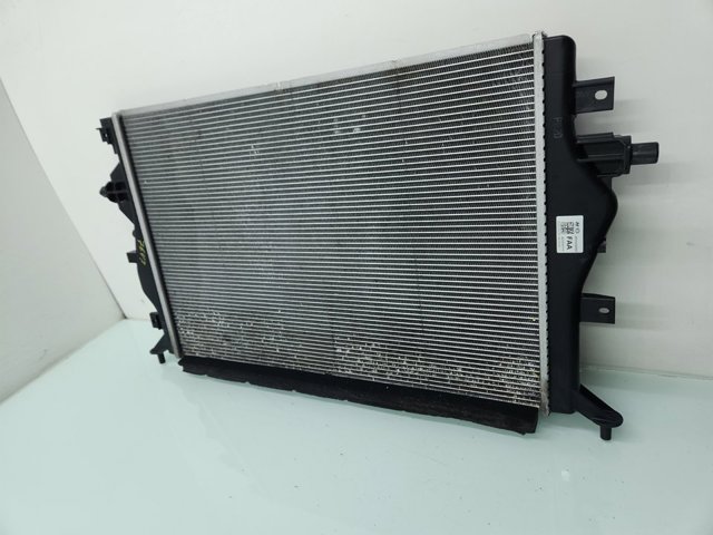 25310G2000 HYUNDAI Radiador  en stock Huelva