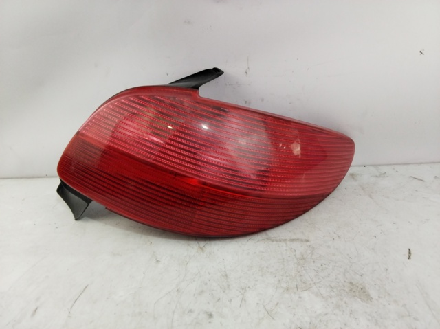 PEUGEOT 2531D Piloto trasero derecho  comprar en Murcia