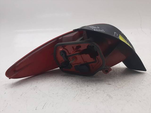 2531D PEUGEOT Piloto trasero derecho  disponible Alicante