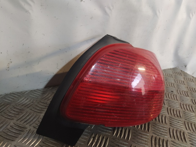 PEUGEOT 2531D Piloto trasero derecho comprar Tarragona