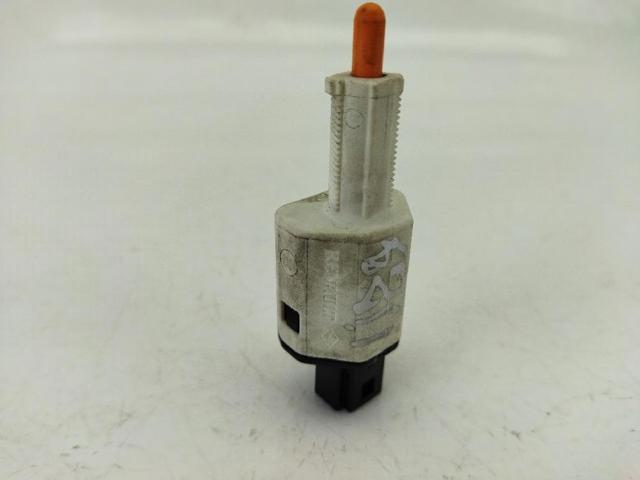 253200005R RENAULT Interruptor de luz de freno comprar Bilbao