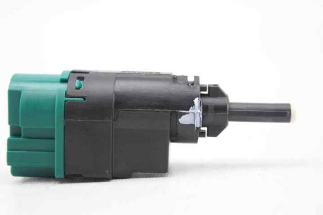 253203383R RENAULT Interruptor de luz de freno comprar Madrid