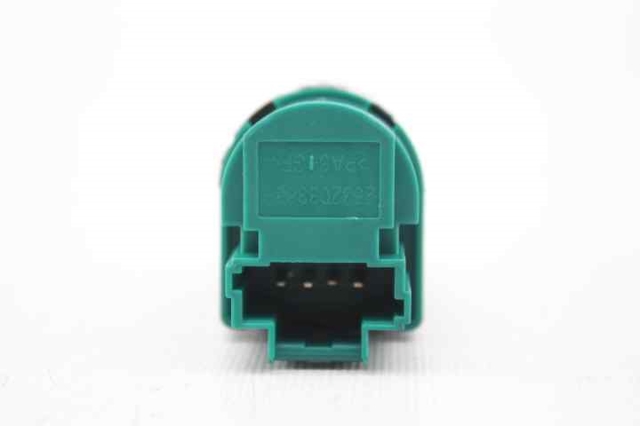 253203383R Interruptor de luz de freno  en stock Granada