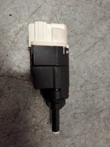 253206170R Interruptor de luz de freno  en stock Sabadell