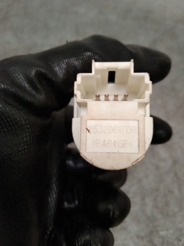 253206170R RENAULT Interruptor de luz de freno  en stock Córdoba