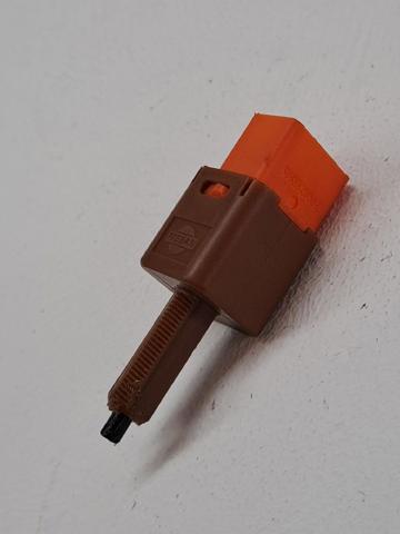 25320BR00A Interruptor de luz de freno comprar Girona