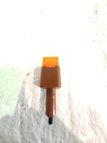 NISSAN 25320BR00A Interruptor de luz de freno comprar Barcelona