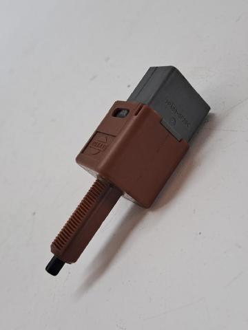 25320JN00A Interruptor de luz de freno  comprar en Pontevedra