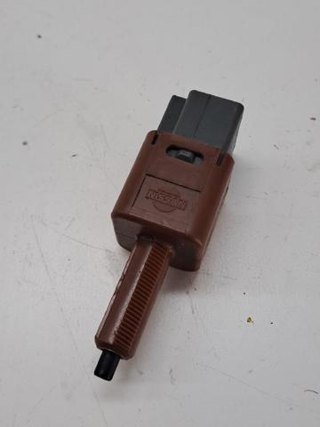 25320JN00A NISSAN Interruptor de luz de freno  comprar en Oviedo