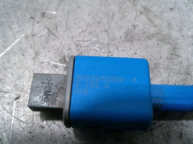 253250005R RENAULT Interruptor de embrague  comprar en Lleida