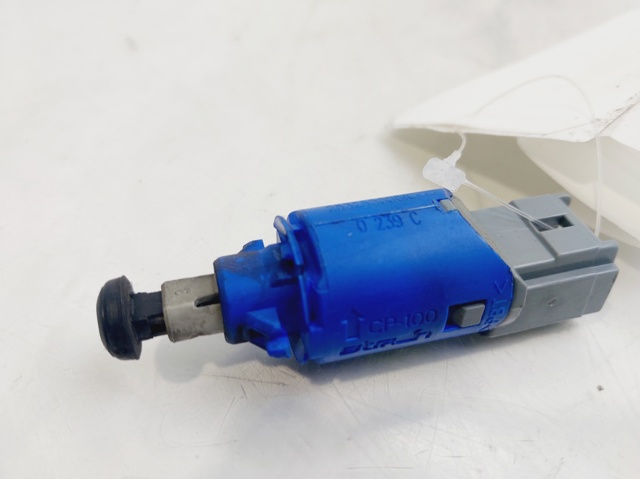 253250006R Renault (RVI)