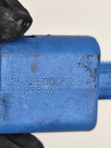 253250007R Interruptor de embrague  en stock Granada