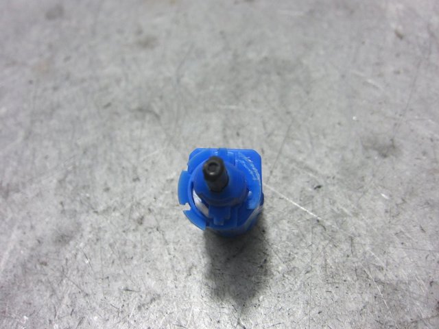 253251679R RENAULT Interruptor de embrague comprar Bilbao