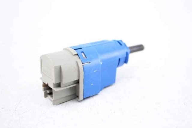 RENAULT 253255192R Interruptor de embrague  disponible España