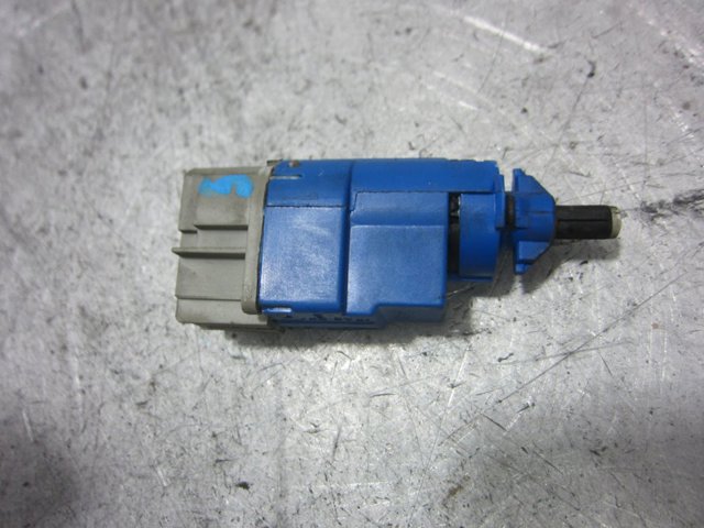253255192R RENAULT Interruptor de embrague  disponible Alicante