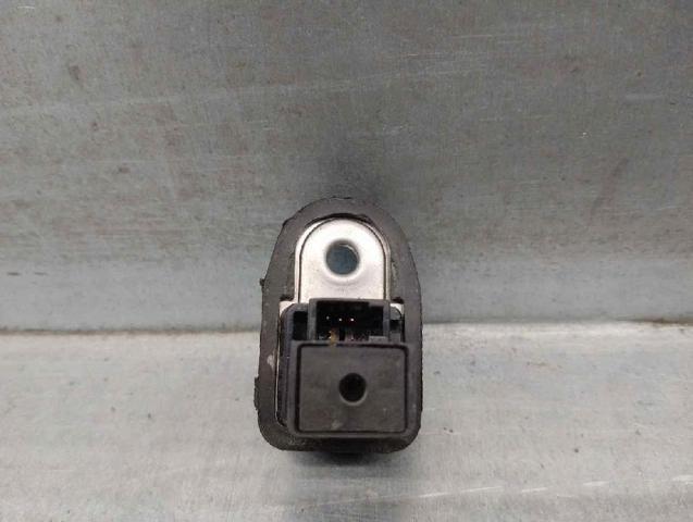 25360AD000 Interruptor de puerta  comprar en Pontevedra
