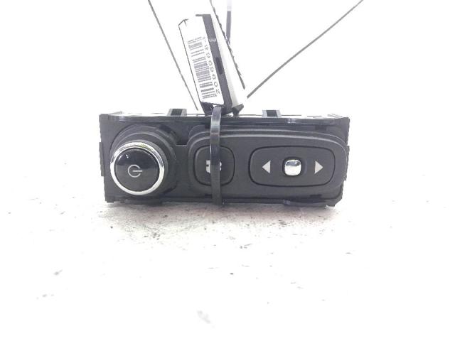 253B08825R RENAULT  en stock Huelva