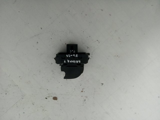 RENAULT 254010003R Botón de encendido del motor del elevalunas trasero  disponible Valladolid