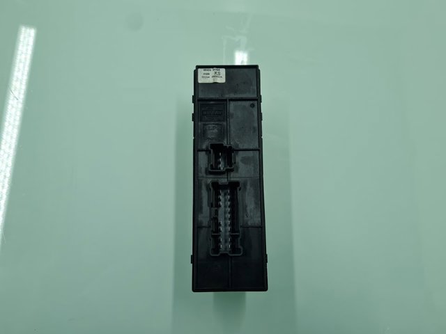 254011KA5E NISSAN Interruptor de elevalunas delantera izquierda comprar Alcalá