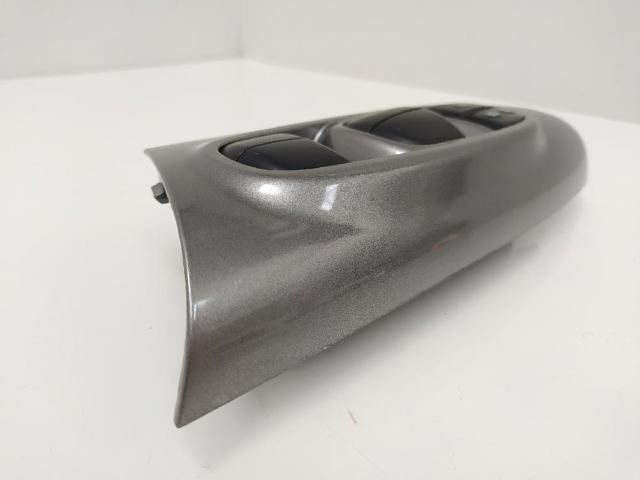 254011KA5E NISSAN Interruptor de elevalunas delantera izquierda  en stock Córdoba
