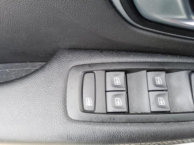 254012952R Interruptor de elevalunas delantera izquierda comprar Sevilla