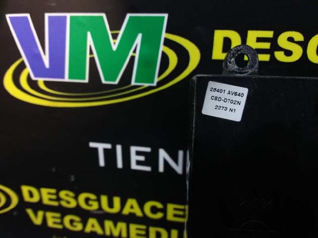 25401AV640 NISSAN Interruptor de elevalunas delantera izquierda comprar Alcalá