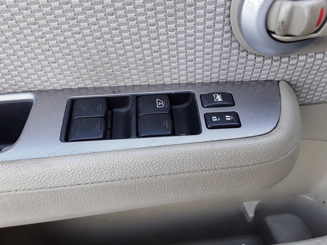 Unidad de control elevalunas delantera izquierda 25401EL30A NISSAN